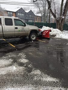 https://www.solislawncarellc.com/snow-removal/